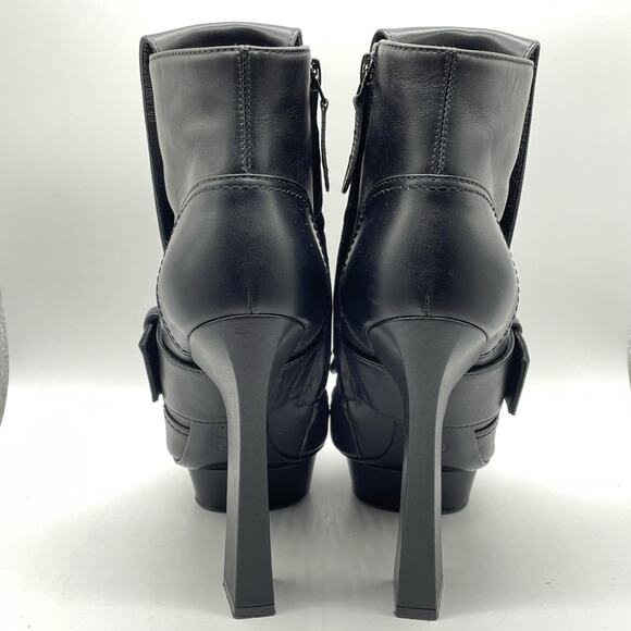 Alexander McQueen Black Leather Block Heel Buckle Ankle Boots Bootie SZ 36.5 6.5 - Picture 10 of 14